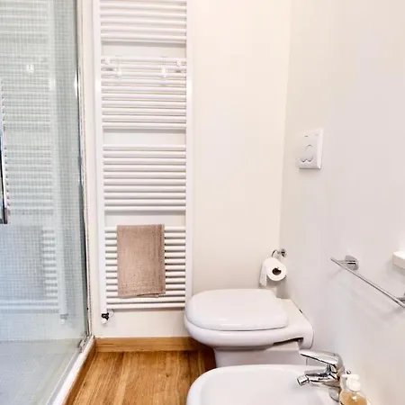Daire Brand New Beautiful 3 Bedroom Few Steps From Centre